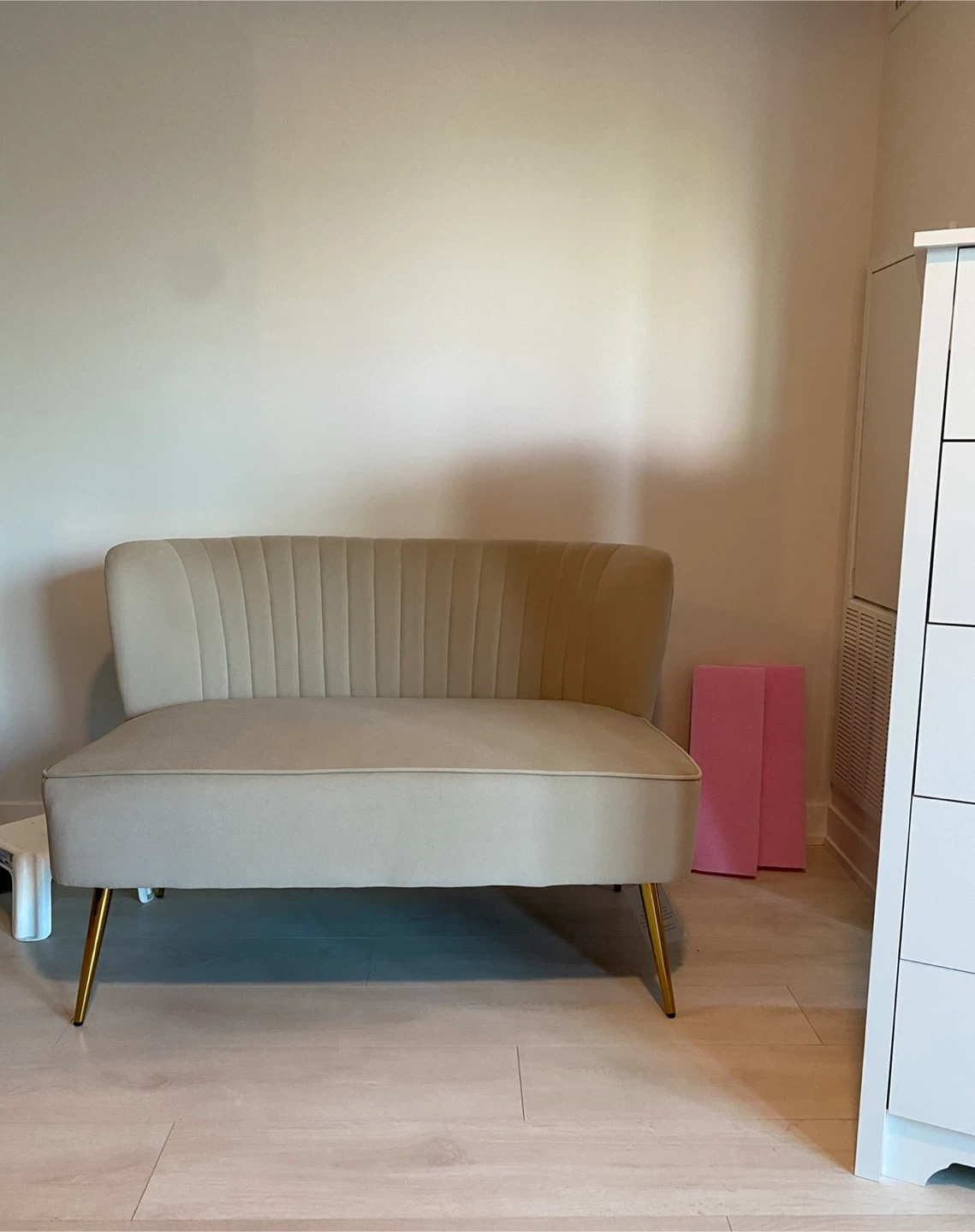 Velvet Loveseat - photo 3