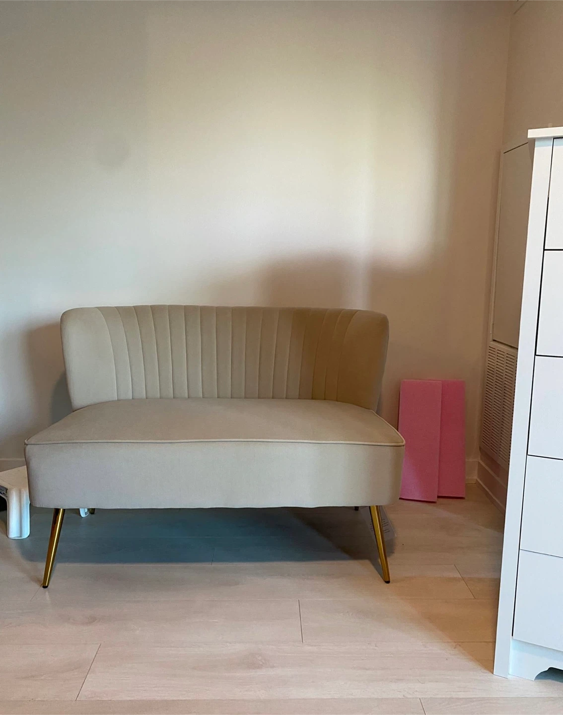 Velvet Loveseat - photo 5