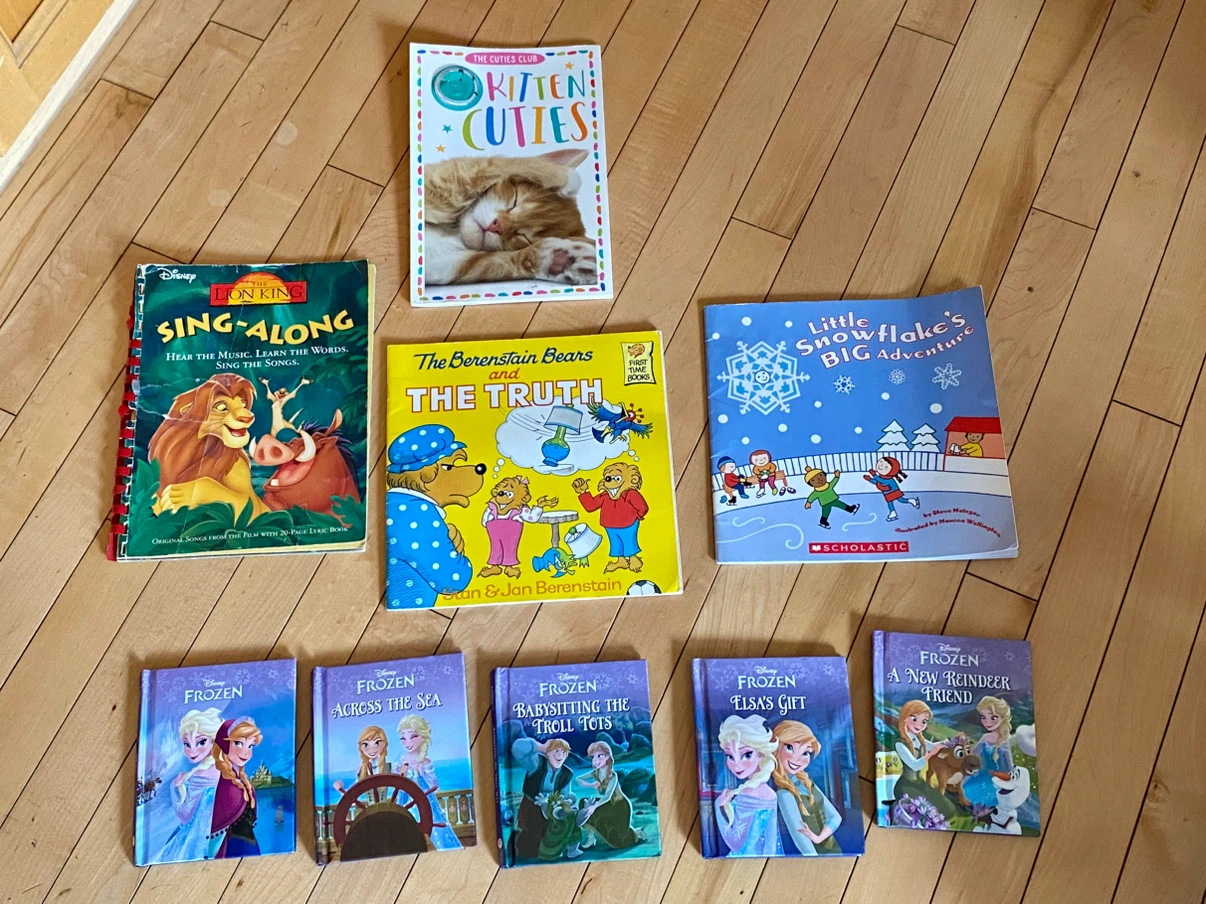 Assorted Collection of Used Fiction and Children's Books🏈