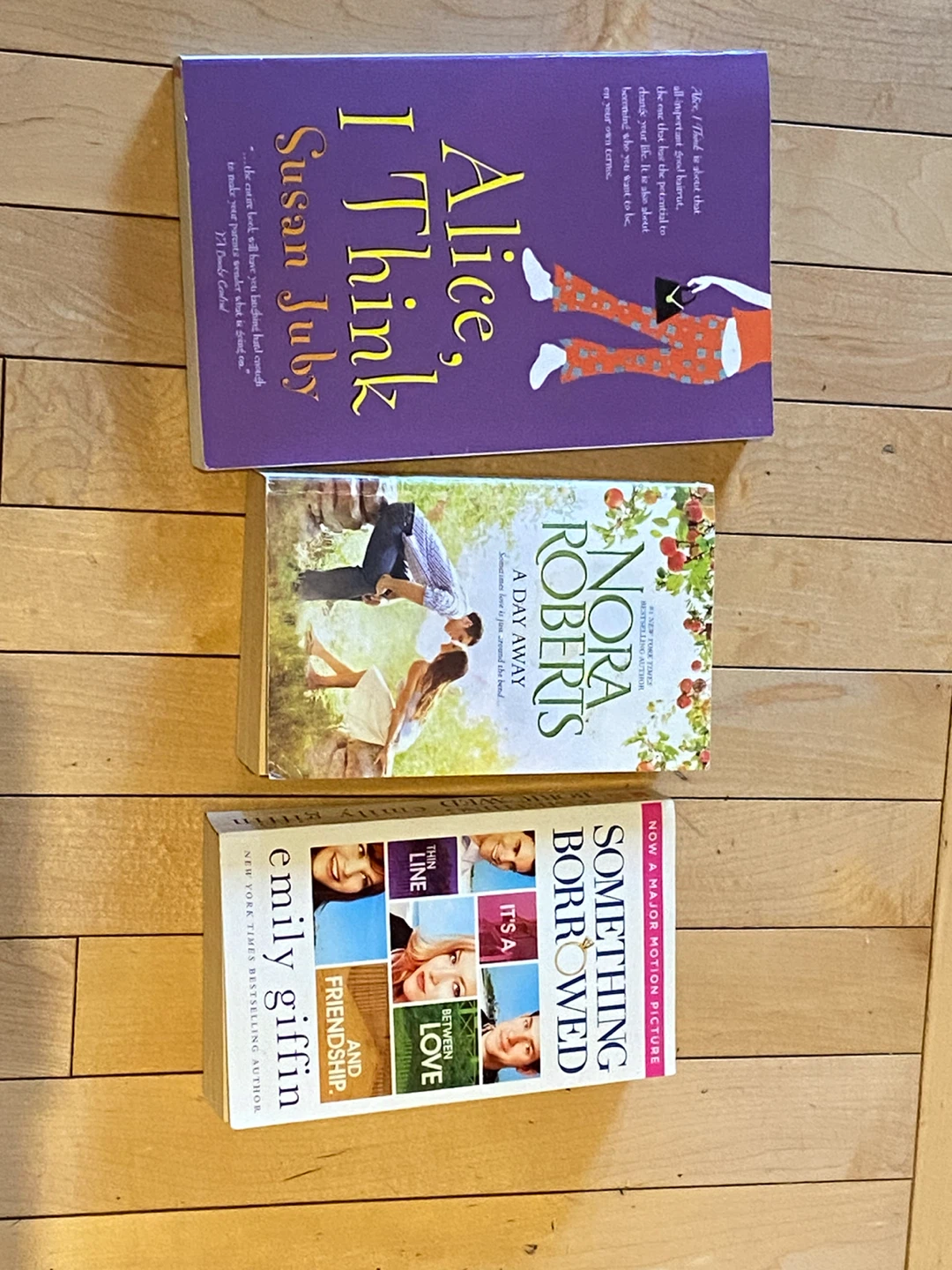 Assorted Collection of Used Fiction and Children's Books🏈 - photo 3