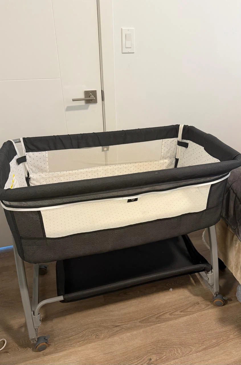 Baby Bedside Sleeper Bassinet - photo 5
