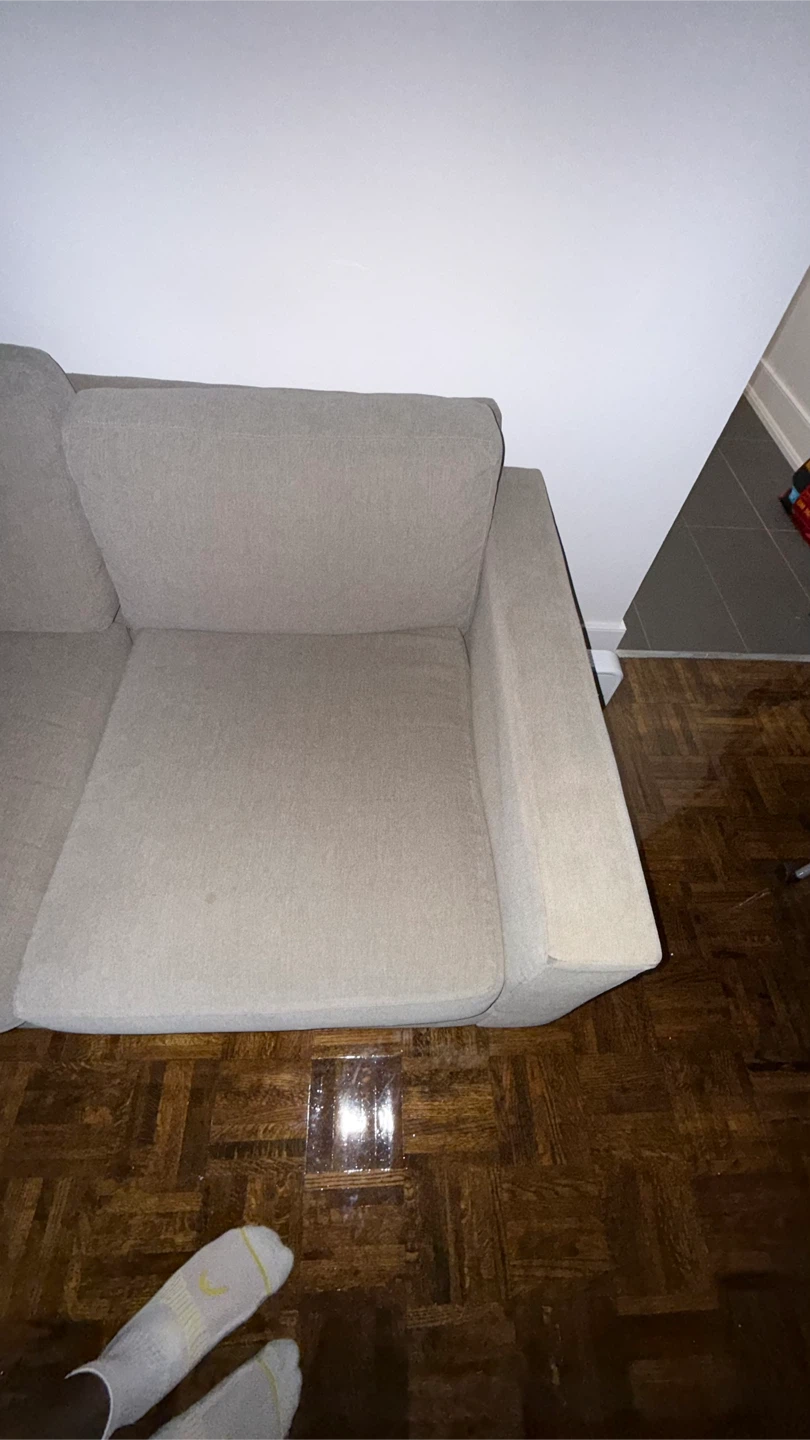 Three-Seater Sofa in Light Grey - photo 4