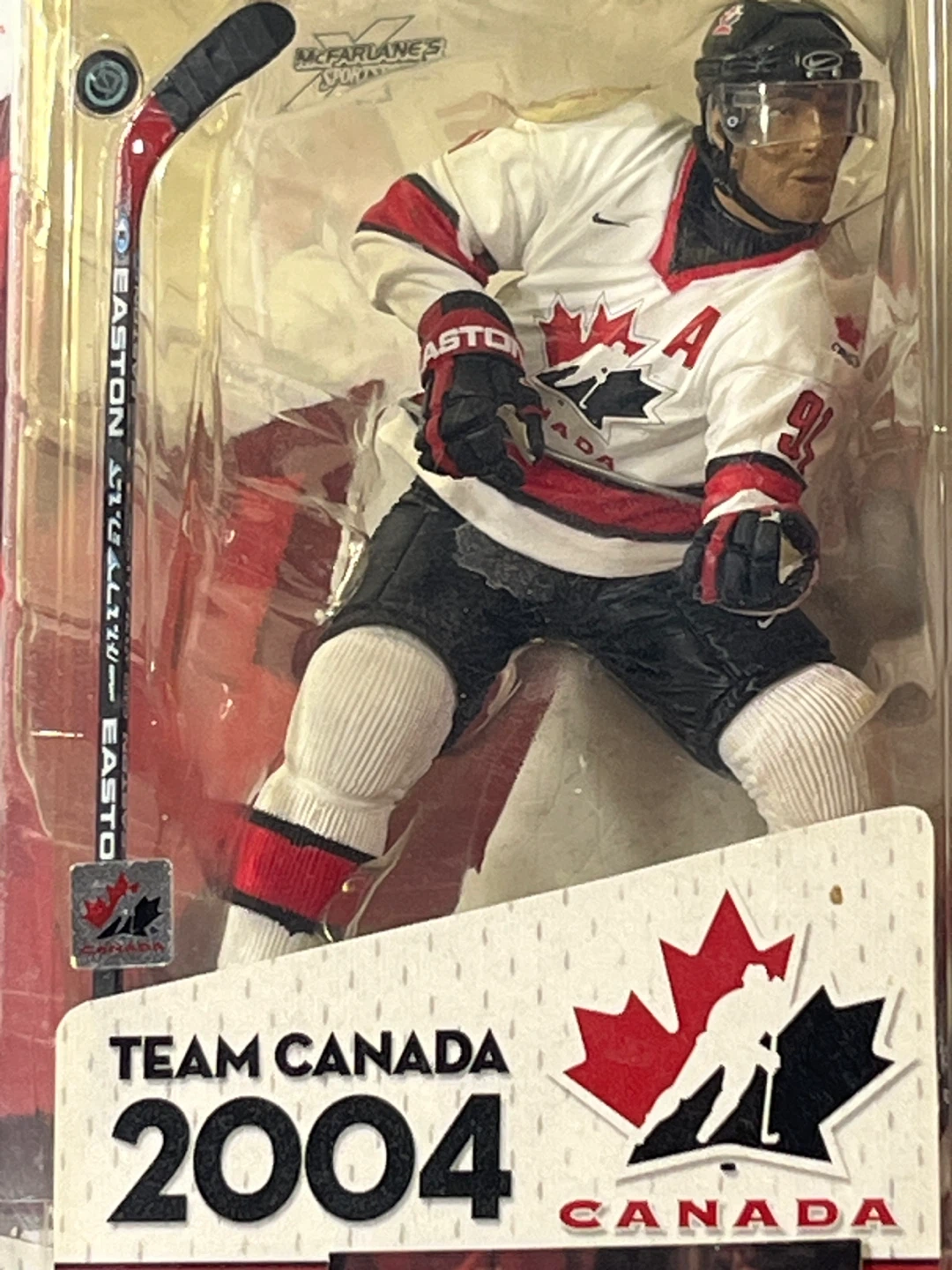 McFarlane NHL Sports Picks Joe Sakic Team Canada 2004 Figure - photo 2