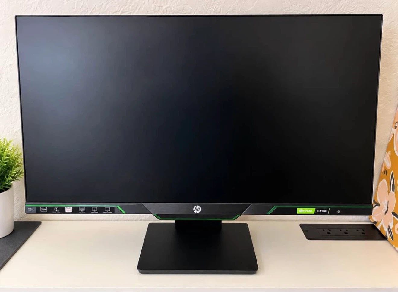 HP 25x Gaming Monitor