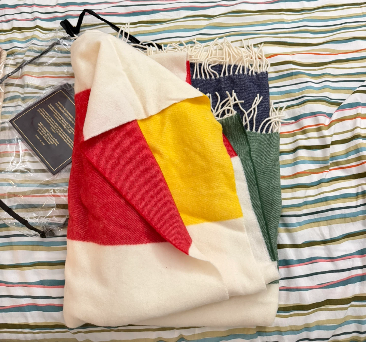 New Hudson's Bay Windsor Lambswool Throw - photo 2