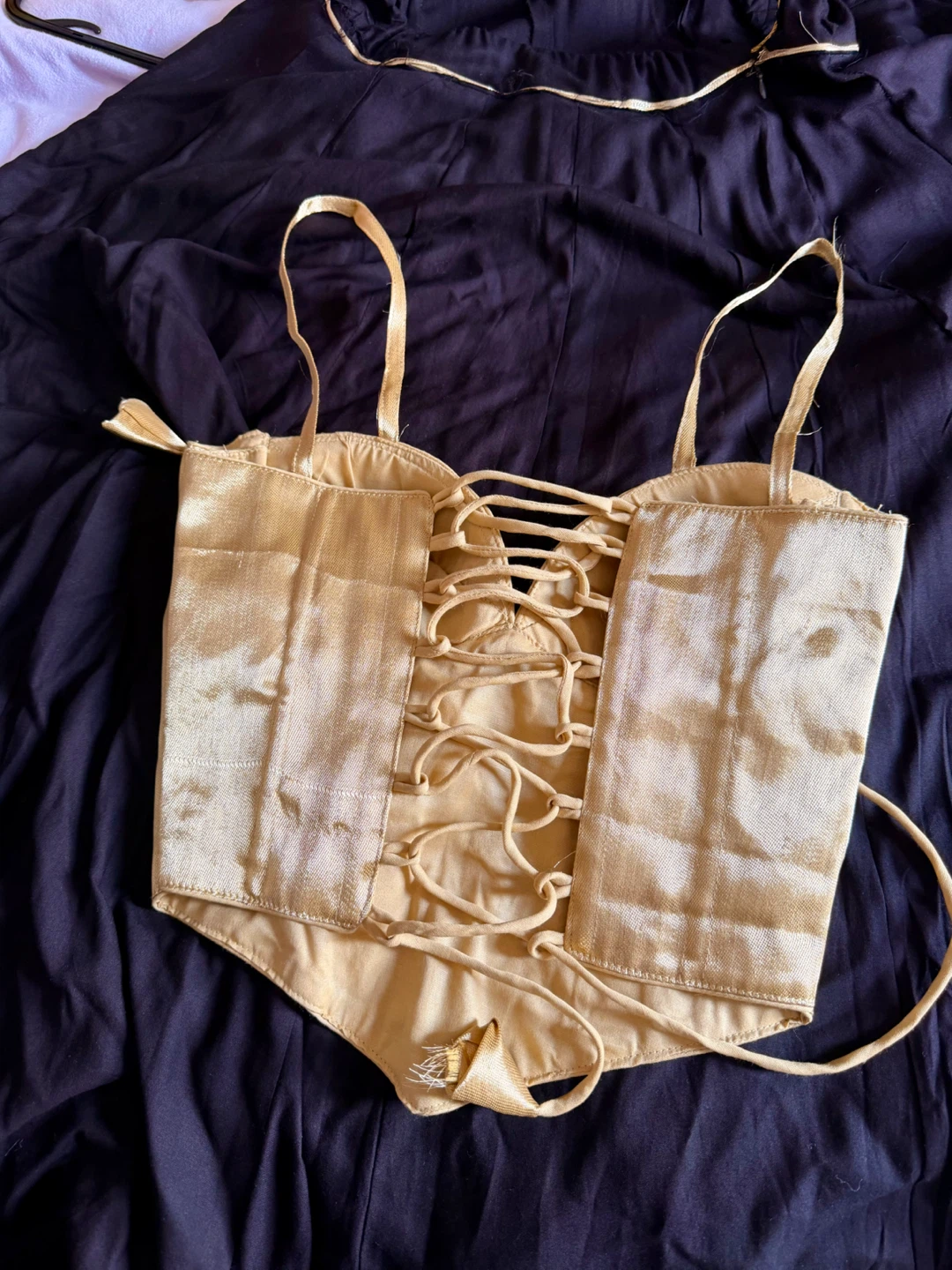 Gold satin corset top - photo 2