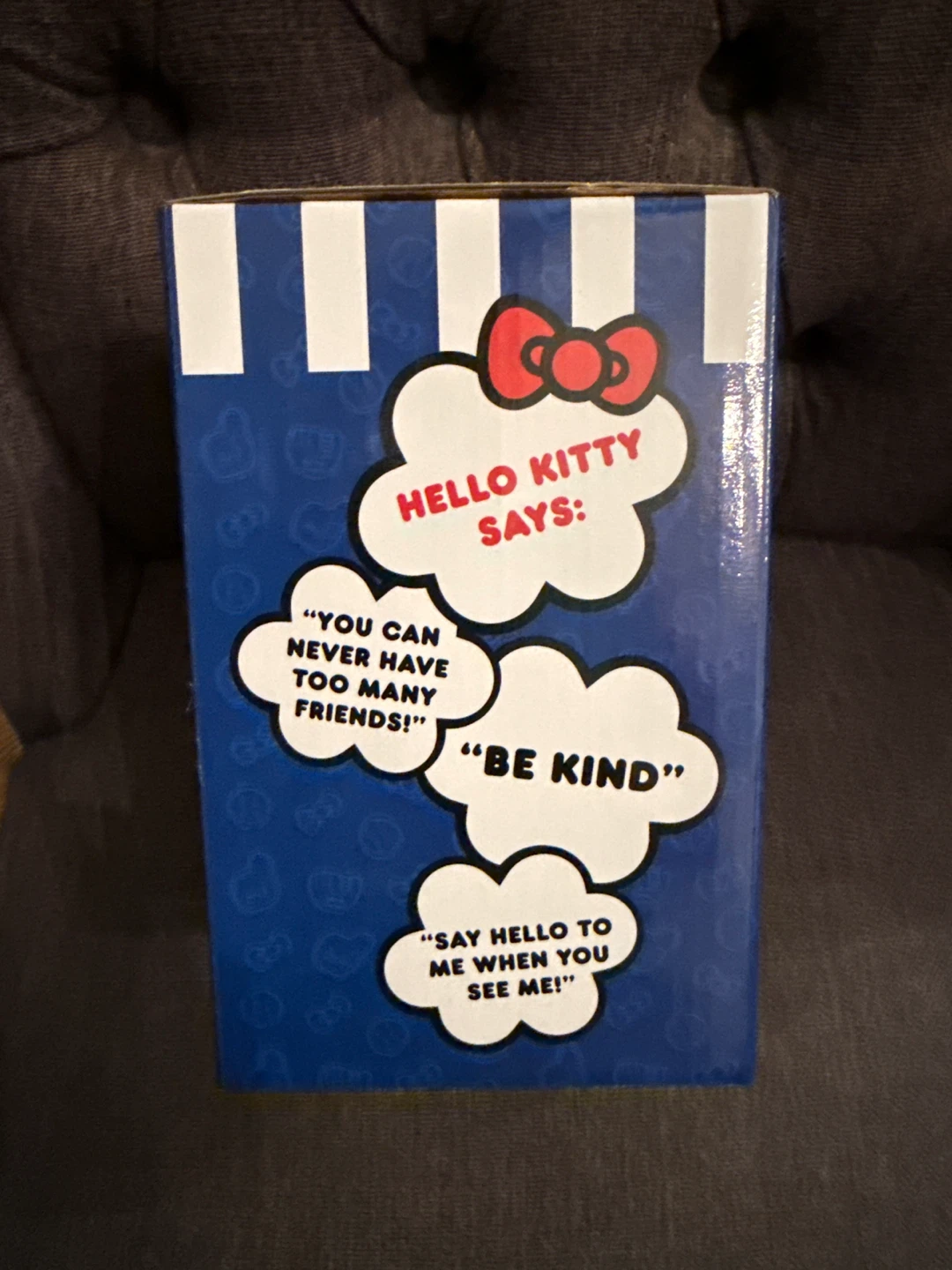 Hello Kitty Toronto Blue Jays Limited Edition Bobblehead - photo 3