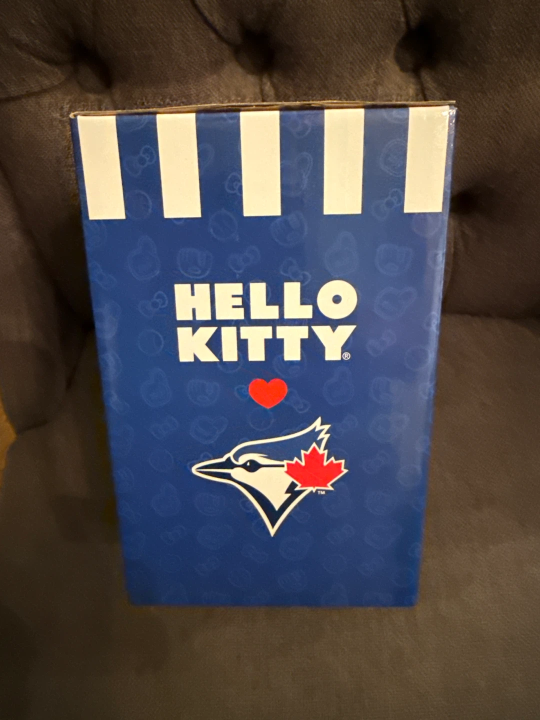 Hello Kitty Toronto Blue Jays Limited Edition Bobblehead - photo 4