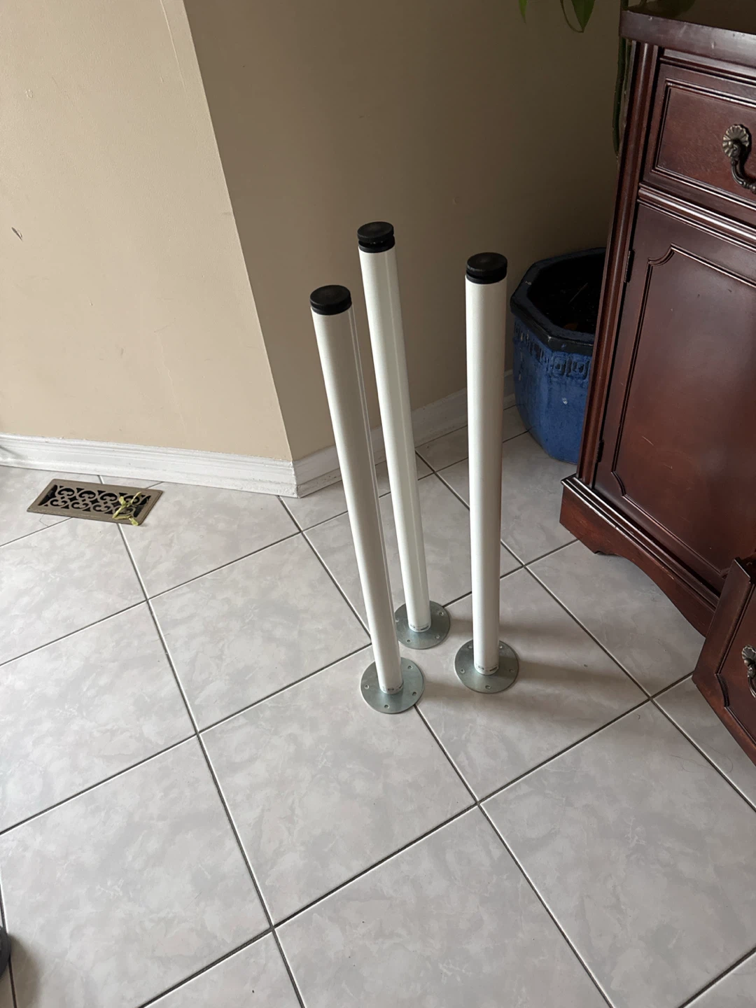 🏈 IKEA ADILS Table Legs (Set of 3) - photo 3