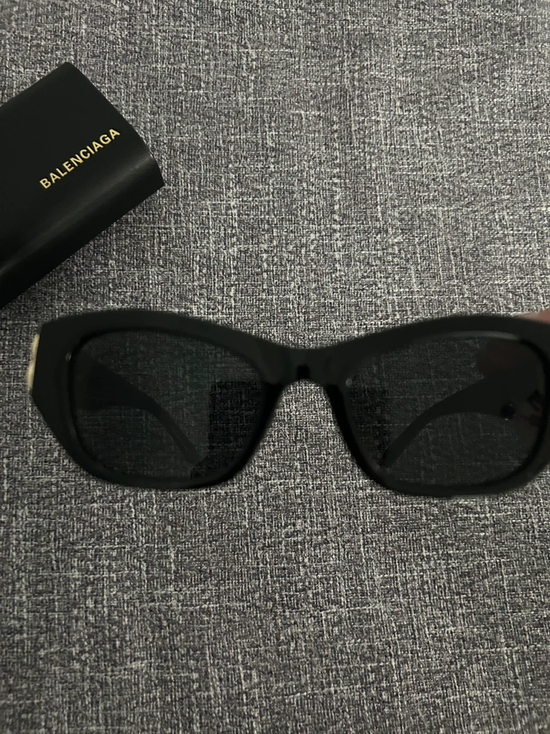 Balenciaga Black Sunglasses with Gold Logo - photo 3