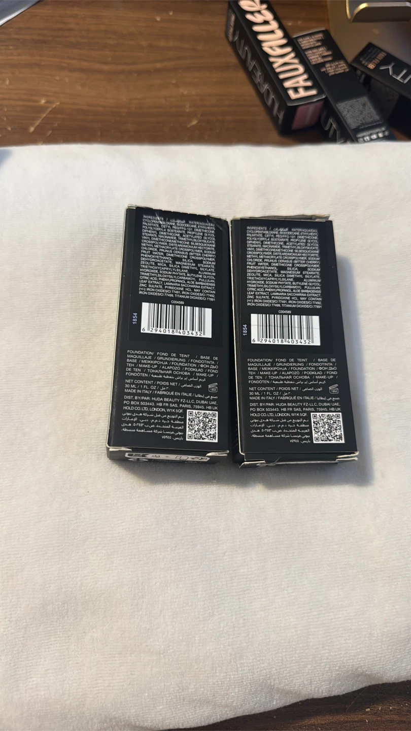 2 Huda Beauty Easy Blur Foundations, Amaretti 310G - photo 2