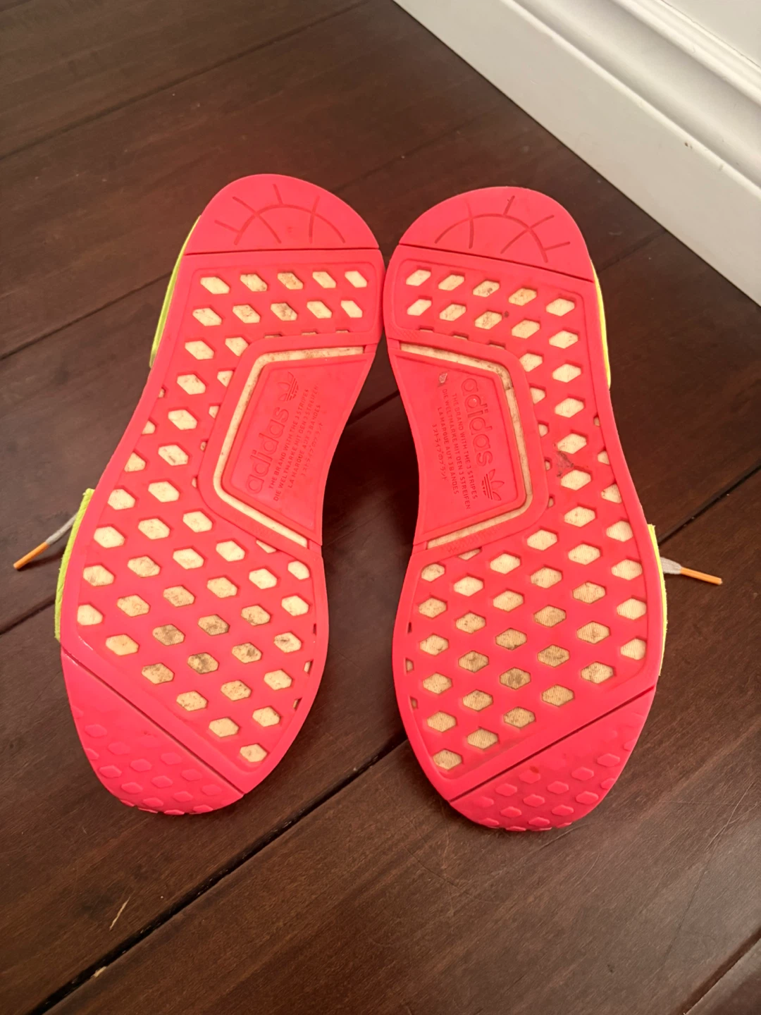 🏈Adidas NMD R1 Sneakers Size 9 US - photo 3