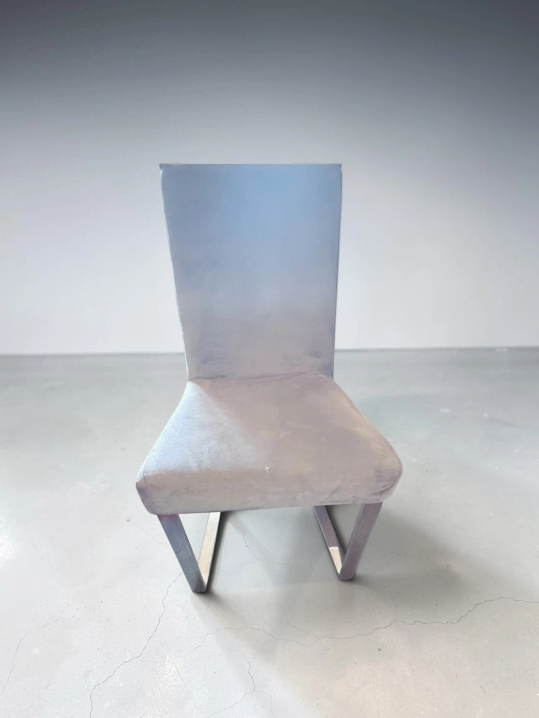 4 used Modern Dining Chairs with gray covers - photo 2