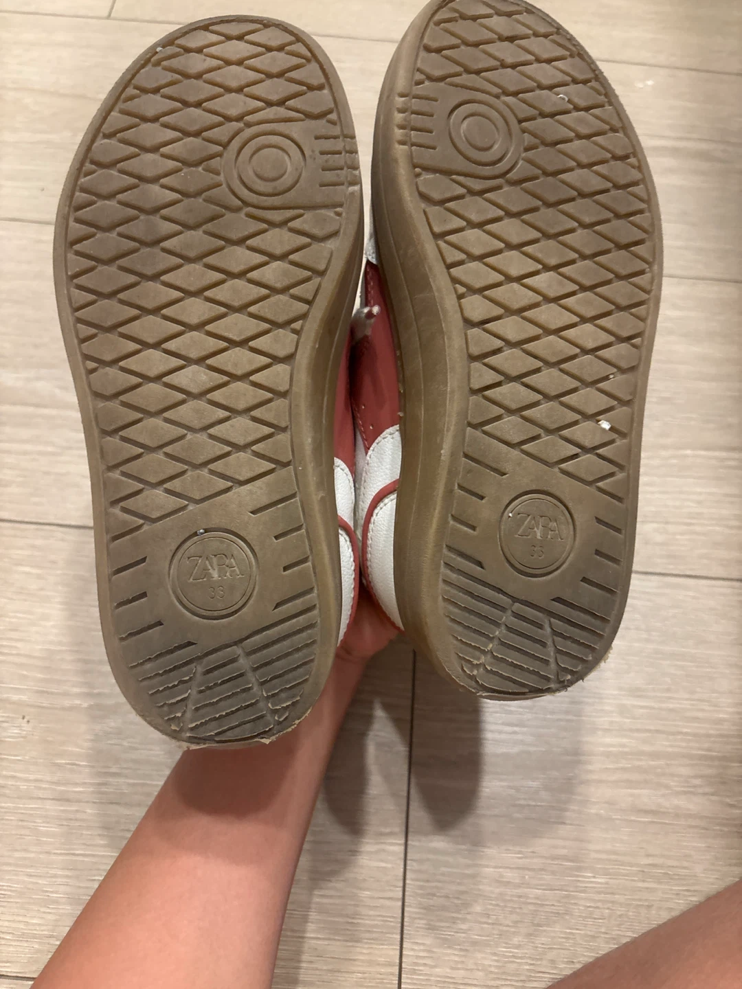 Zara Kids Sneakers Size 33 - photo 2