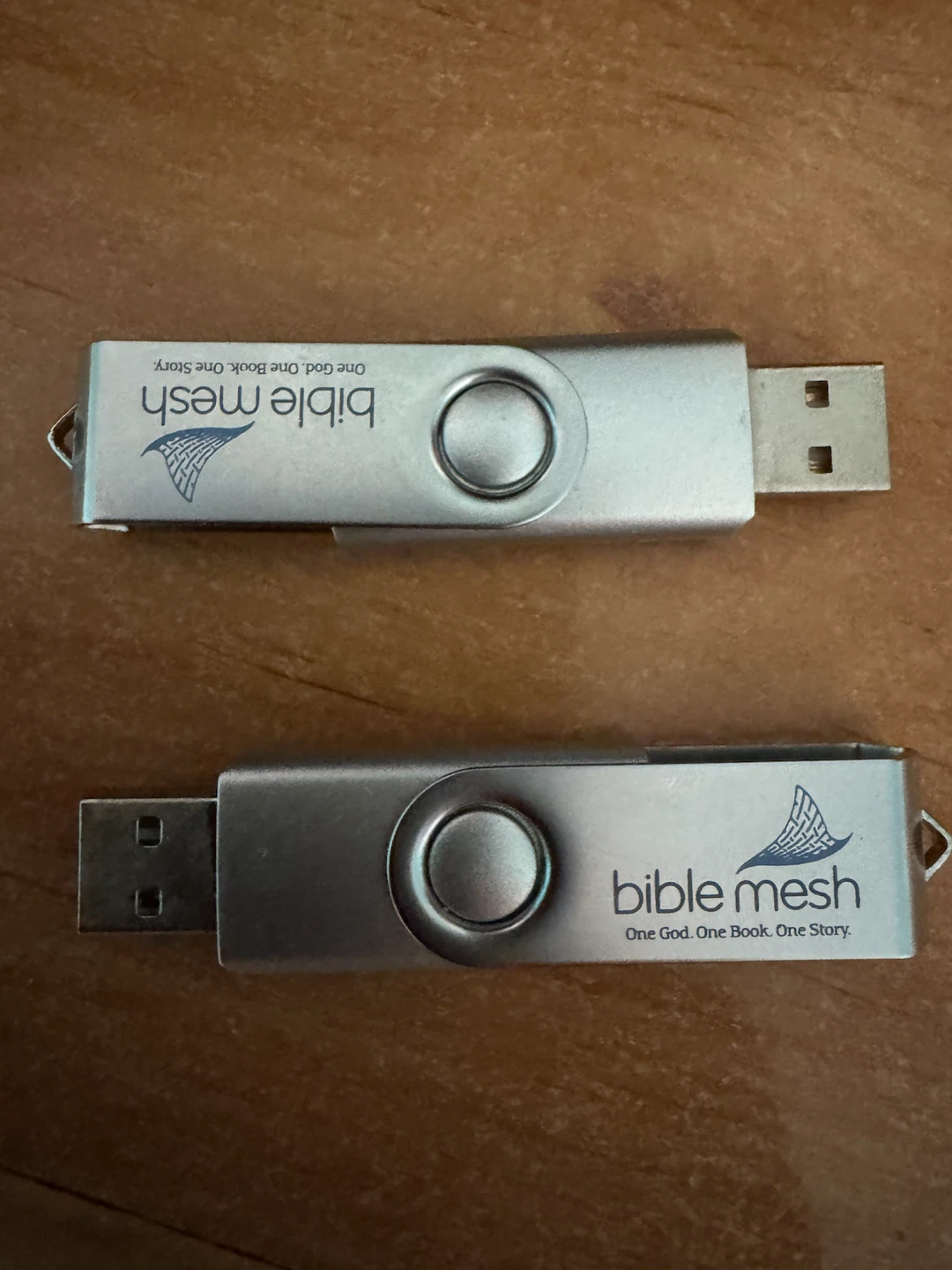 USB FLASH DRIVE Switch Open  You Get 2  PC.