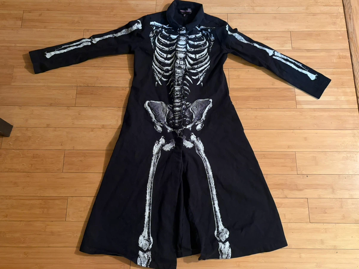 Dollskill trench coat