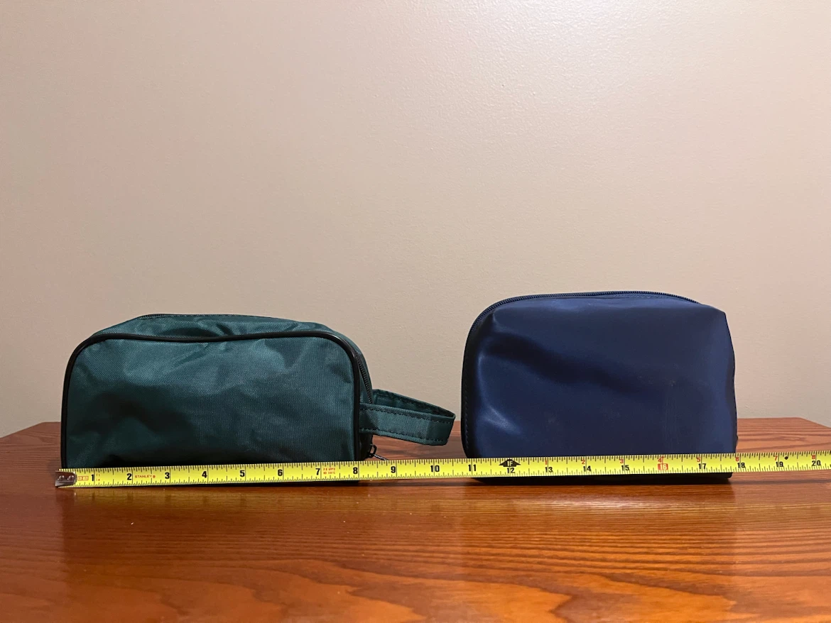 AIR CANADA ZIPPERED TRAVEL TOILETRY BAGS - photo 3
