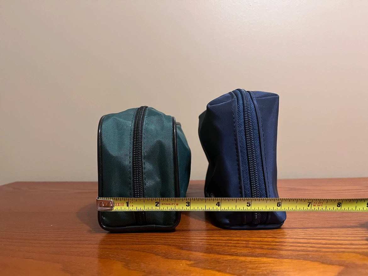 AIR CANADA ZIPPERED TRAVEL TOILETRY BAGS - photo 5