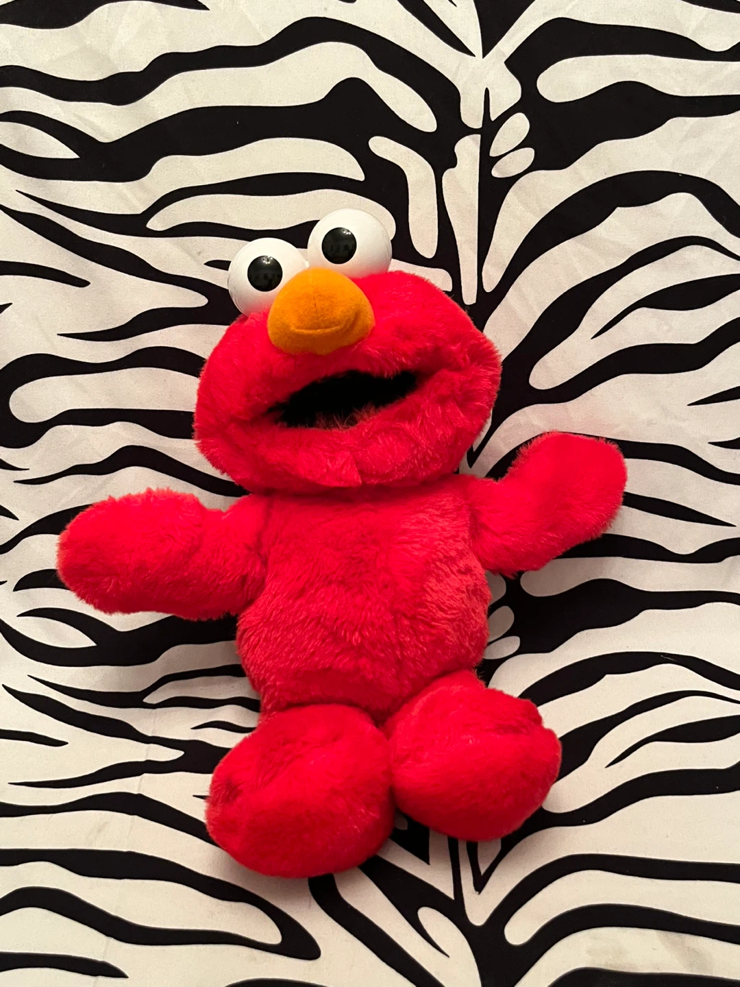 ♥️ Vintage 1995 Tickle Me Elmo Tyco Sesame Street plush toy ♥️