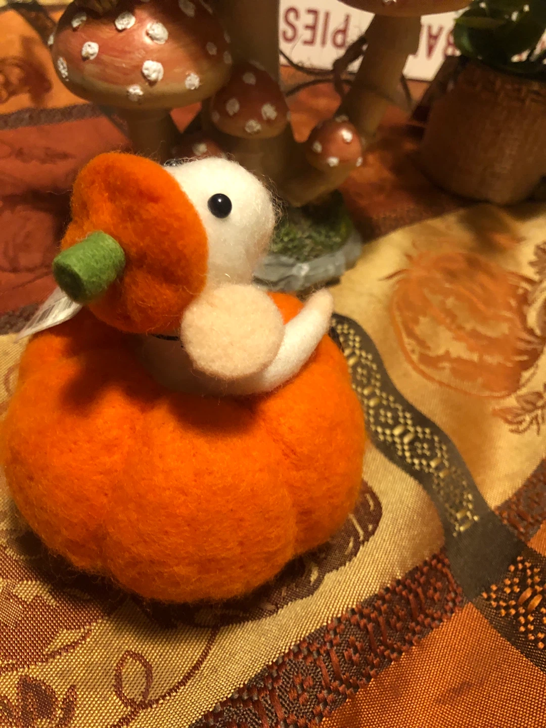 NEW Felt Mouse in Pumpkin Decoration - photo 3