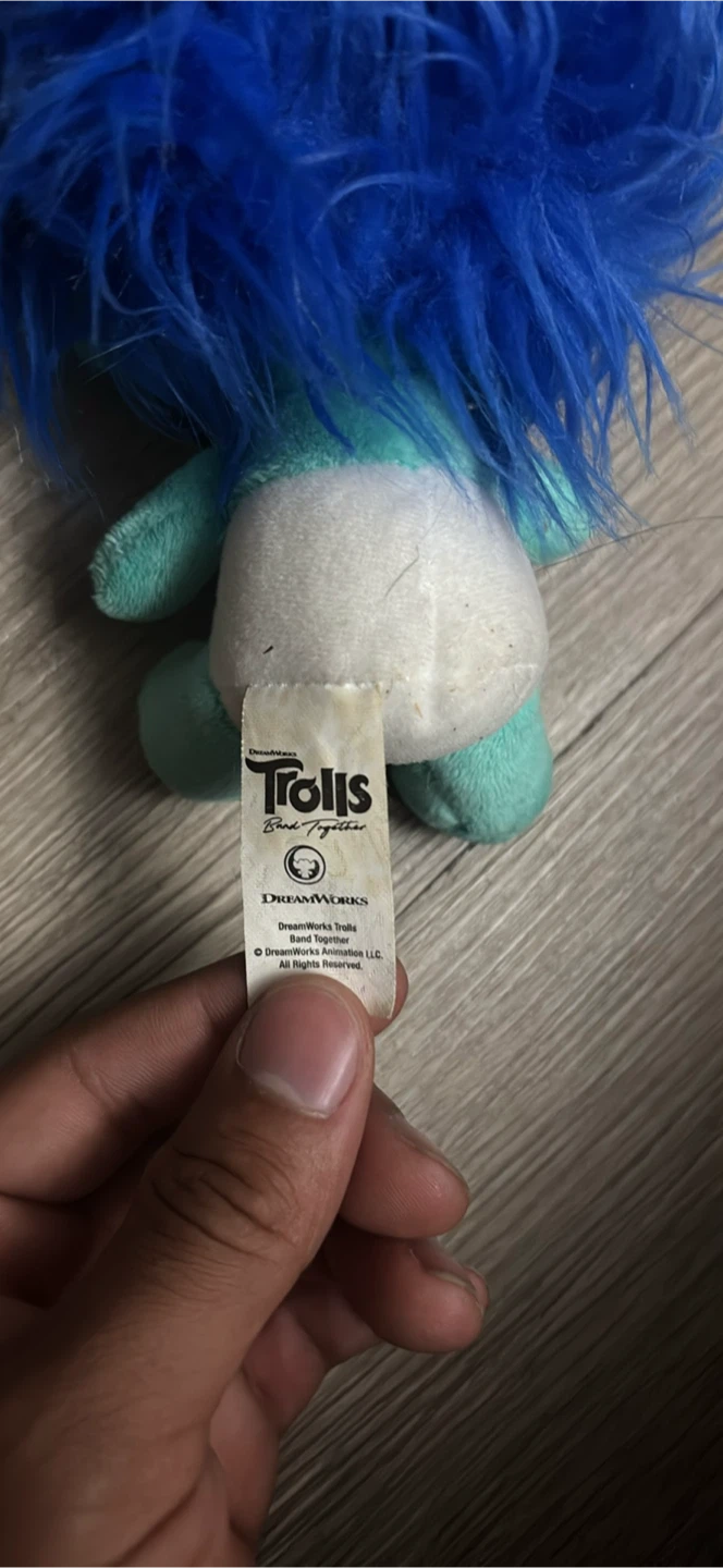DreamWorks Trolls Band Together Plush Toy - photo 2