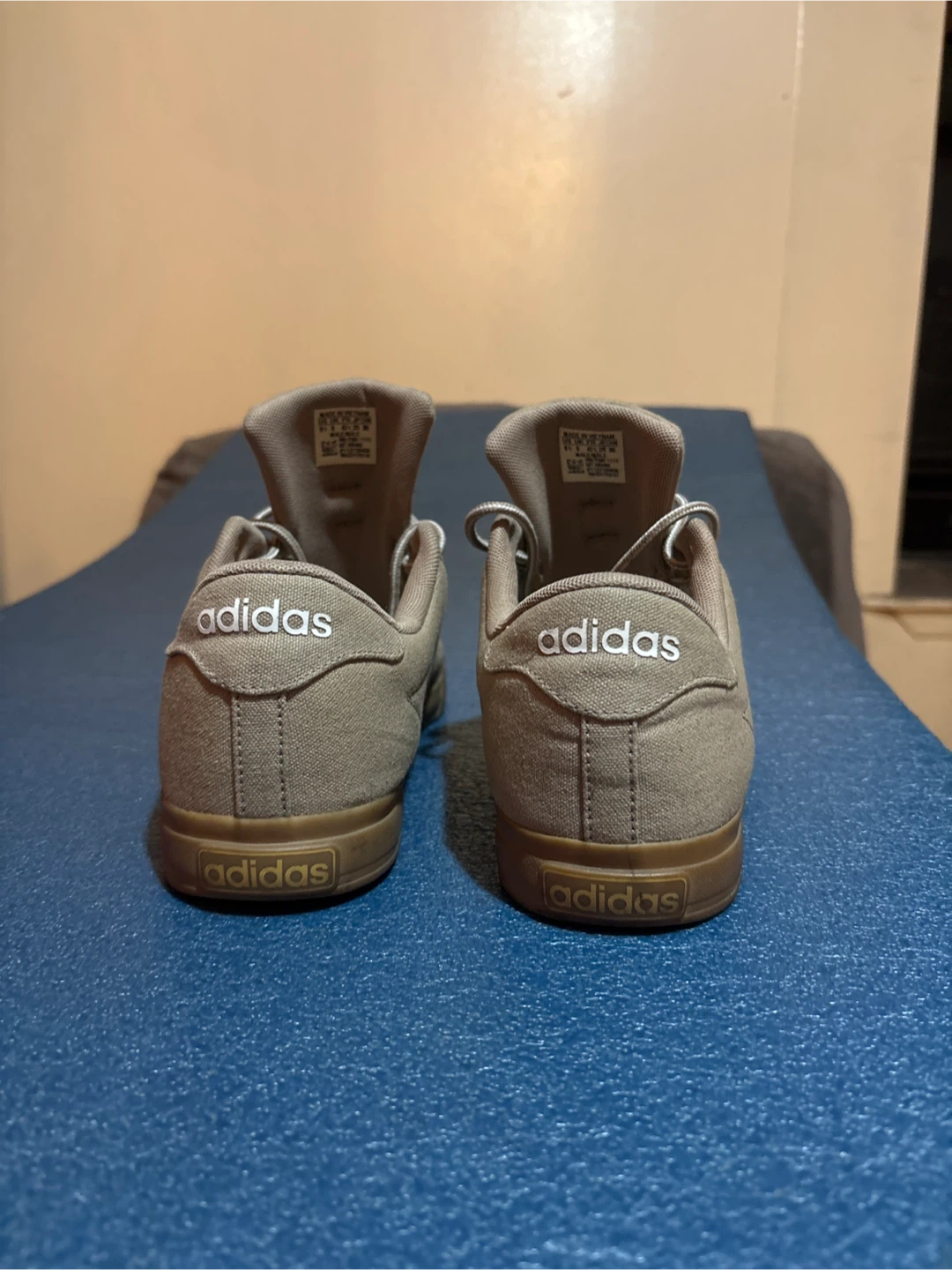 Adidas Canvas Sneakers Tan Gum Sole - photo 3