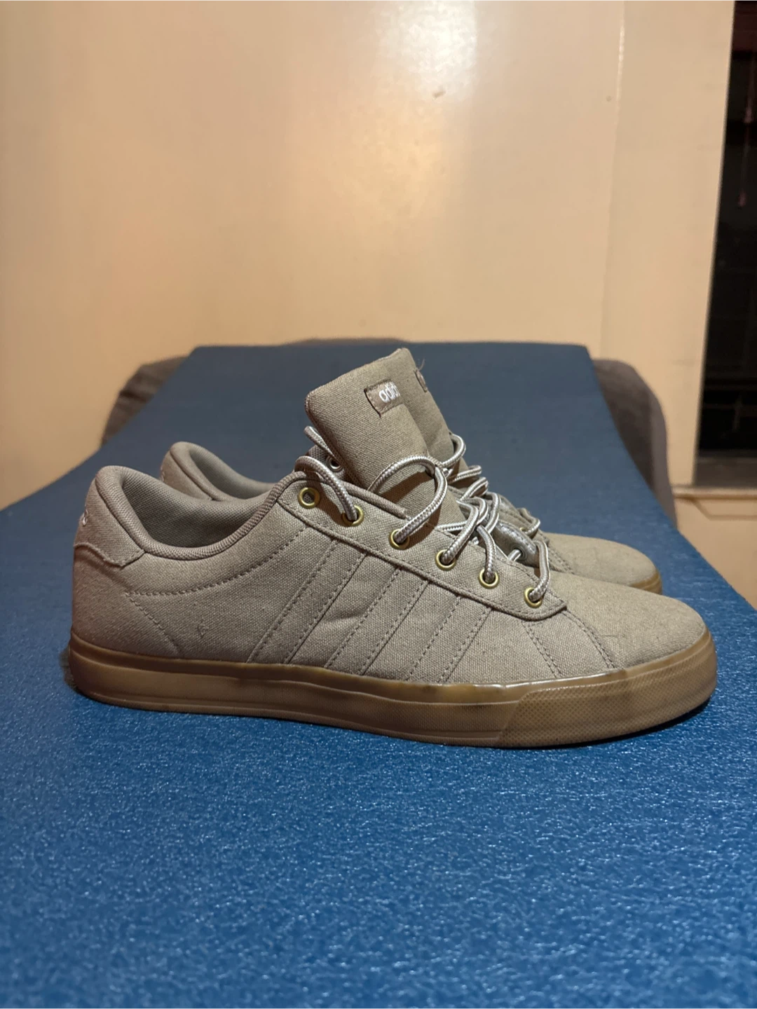 Adidas Canvas Sneakers Tan Gum Sole - photo 4