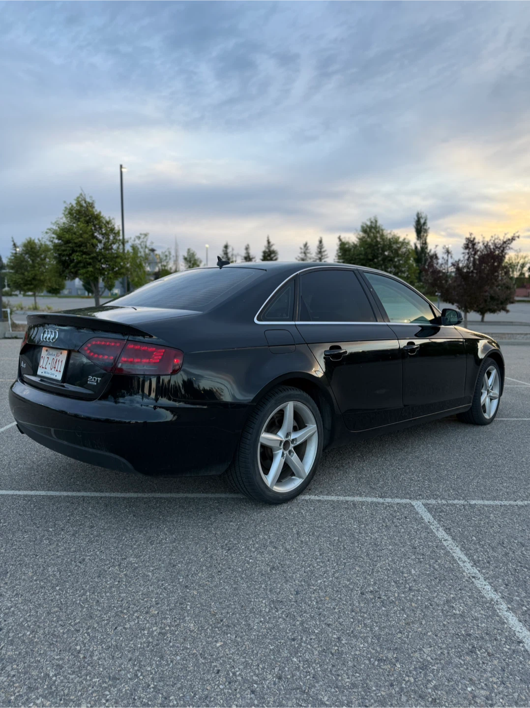 Black Audi A4 2.0T Sedan - photo 4