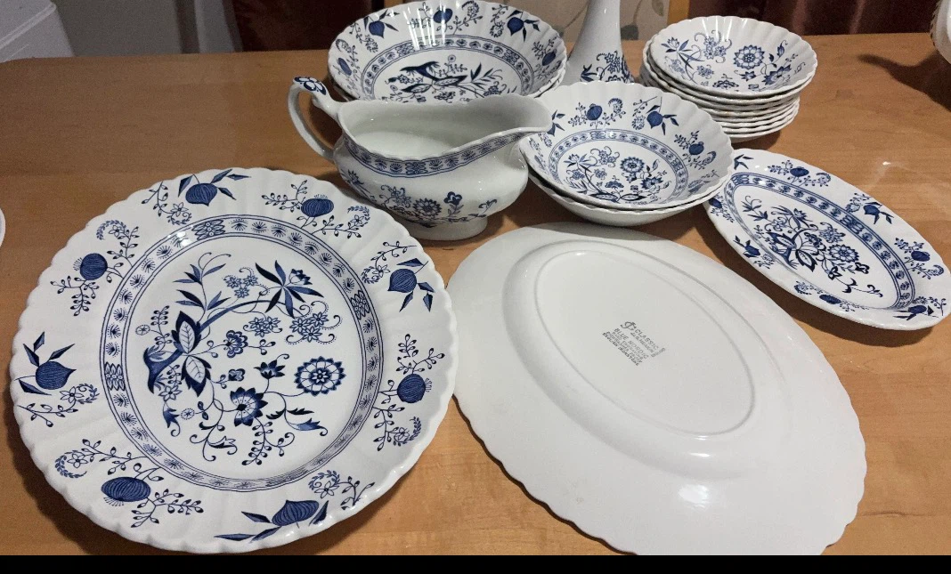 Classic Blue Nordic Dish Set