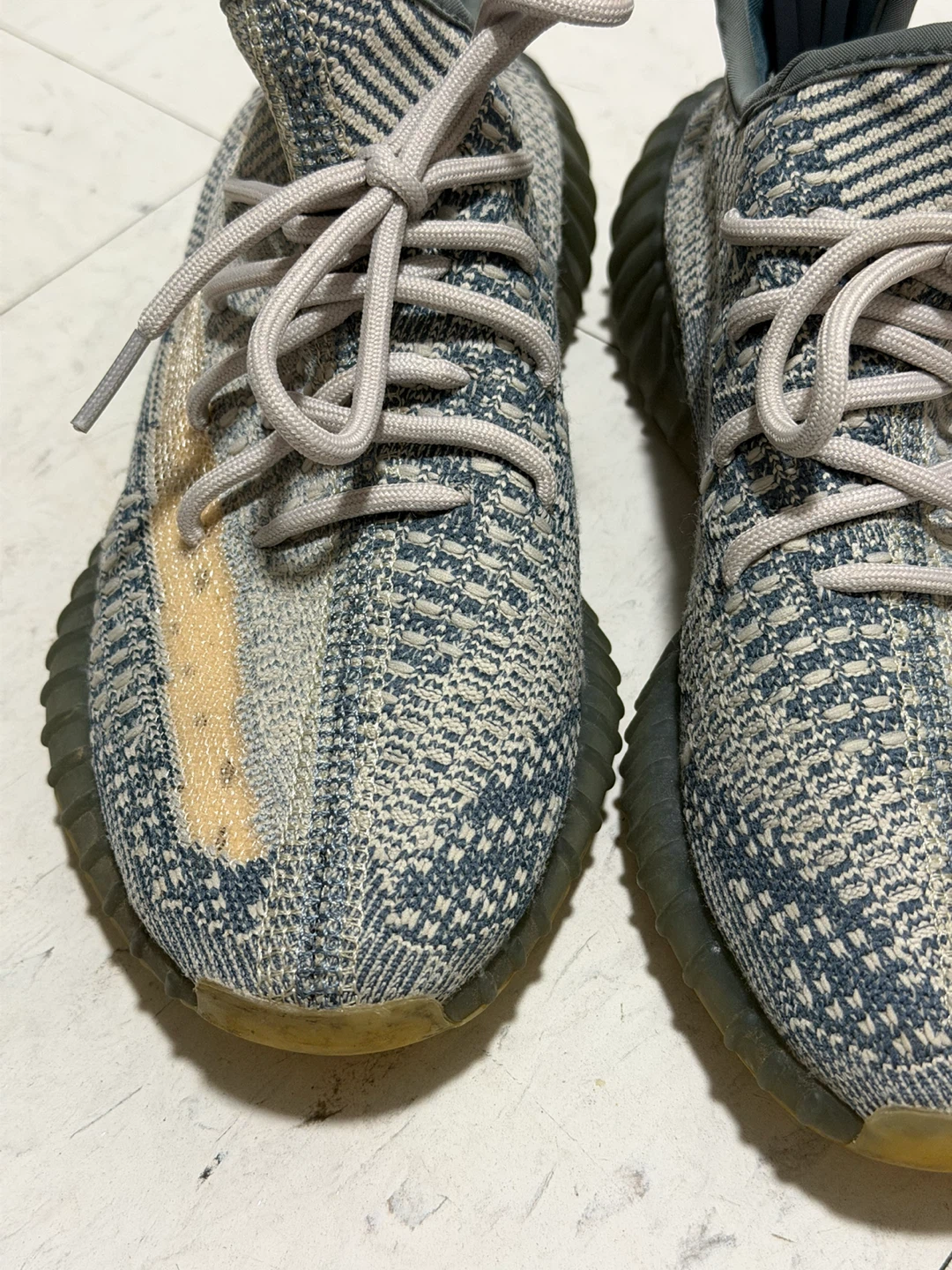 Adidas Yeezy Boost 350 V2 Sneakers