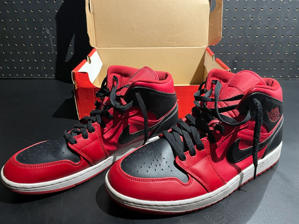 Nike Air Jordan 1 Mid Red and Black - photo 4