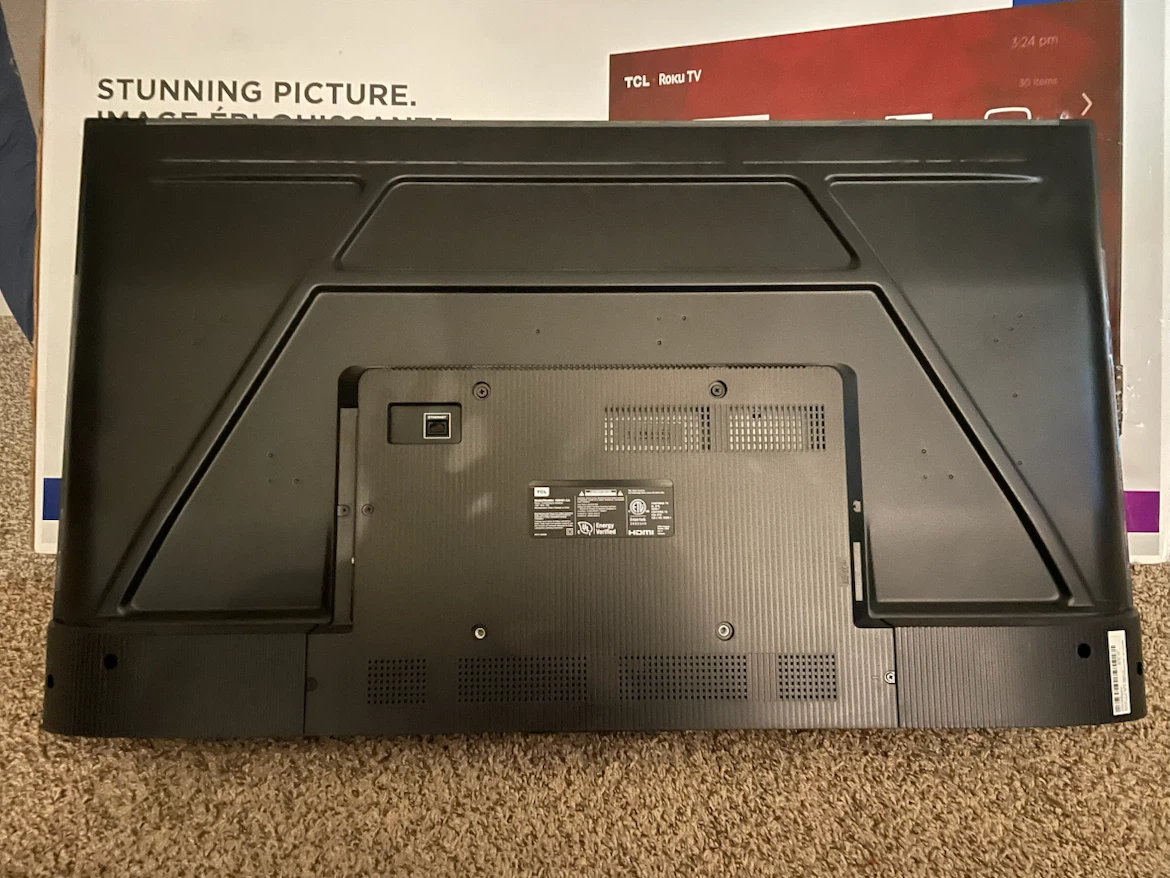 TCL 43-inch 4K Roku TV with Wall Mount - photo 2