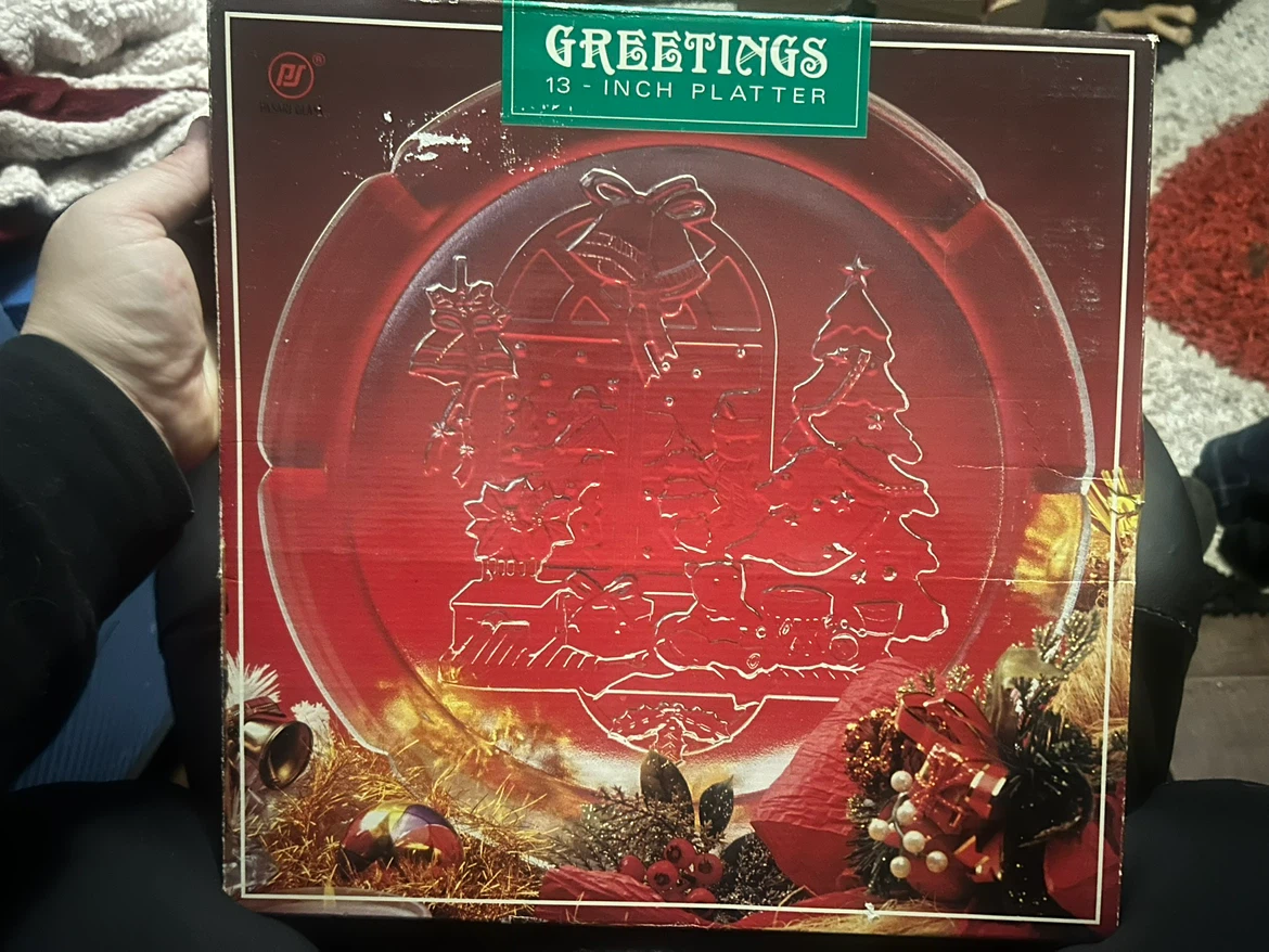 Greetings 13-inch Christmas Platter