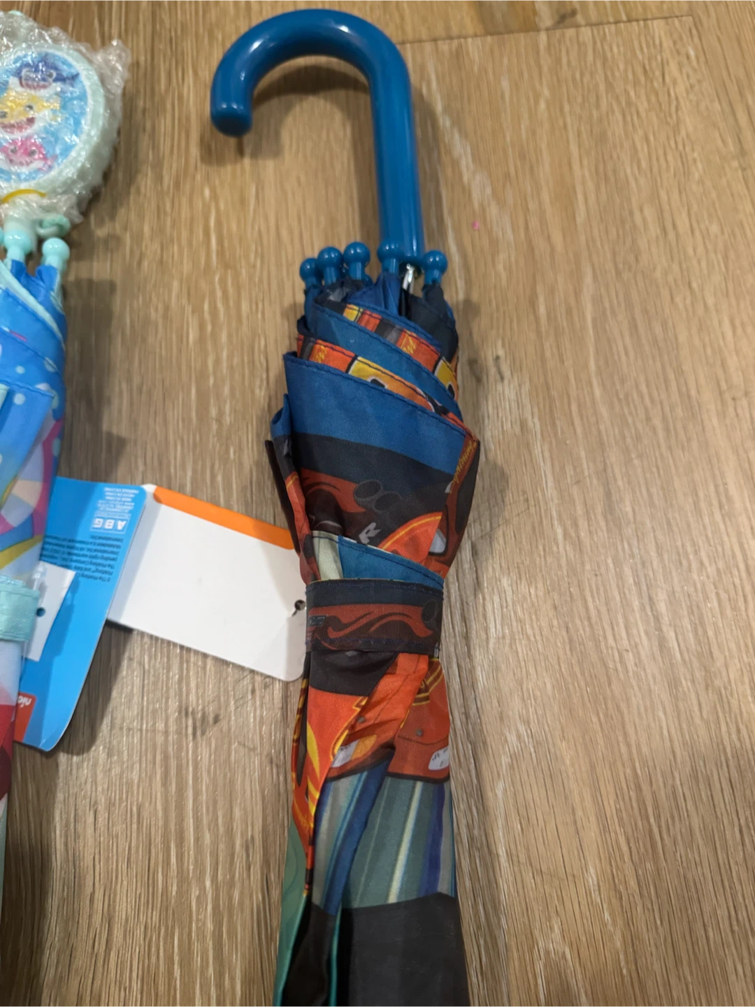 Kids Umbrella x 2 - Disney Cars and Baby Shark - photo 4