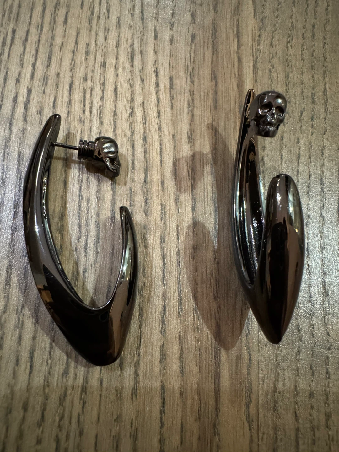 Gunmetal Skull Hoop Earrings - photo 4