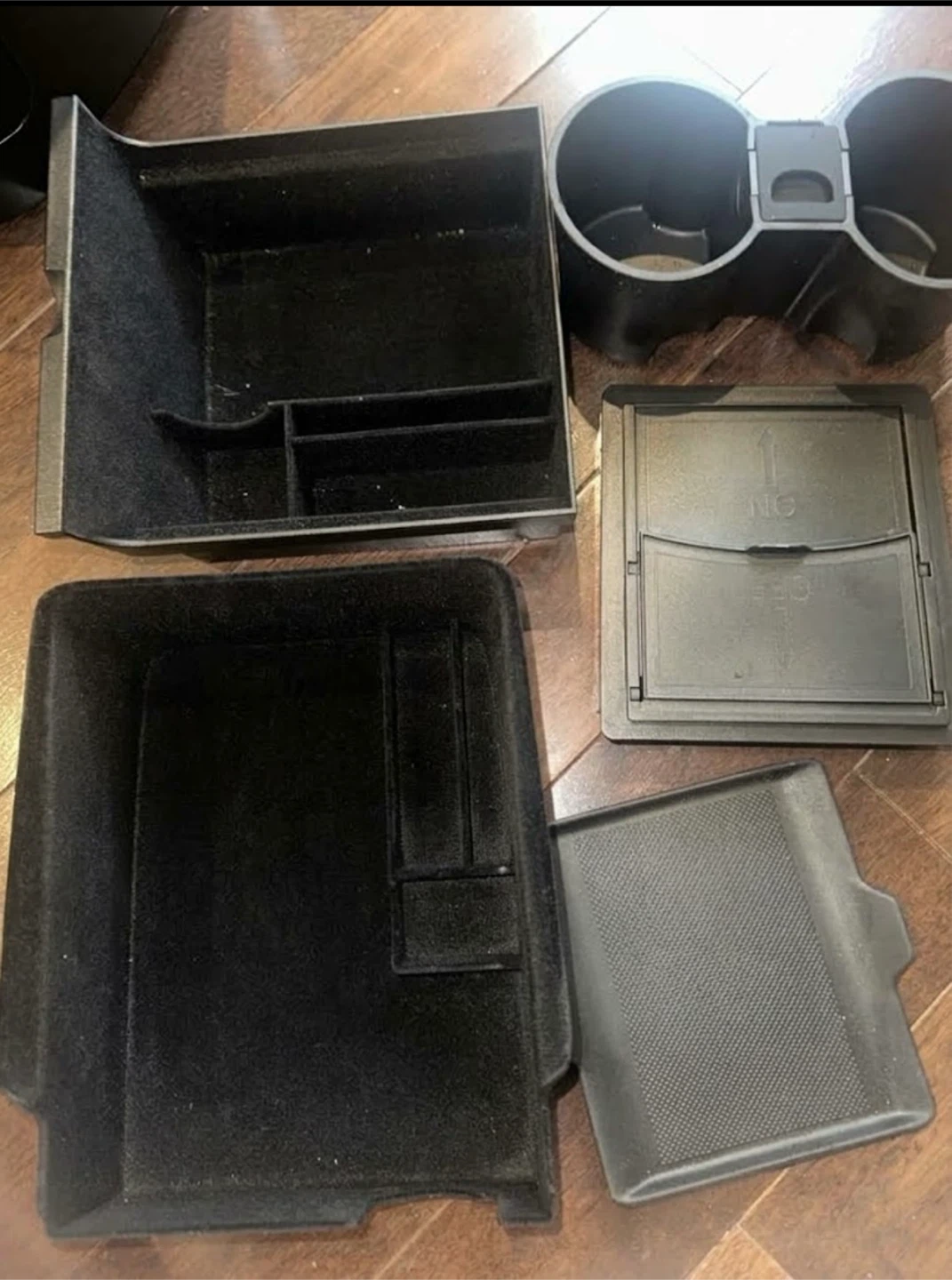 SUITU Tesla Model 3/Y Center Console Organizer Set