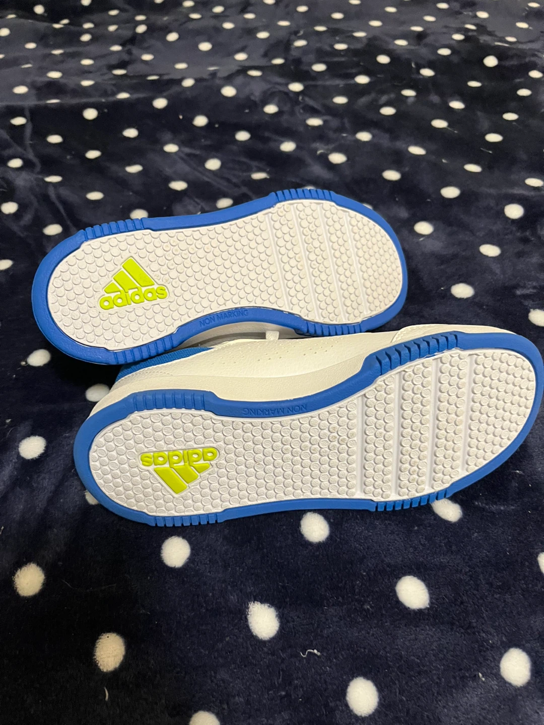 Adidas Kids Shoes Size 3 - photo 4
