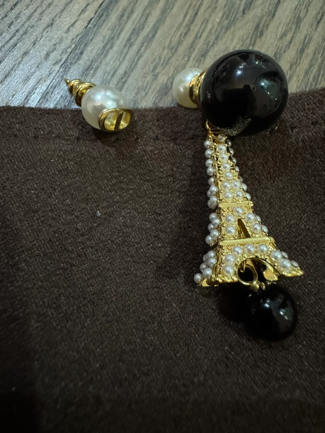 Dior Eiffel Tower Pearl Earrings - photo 4