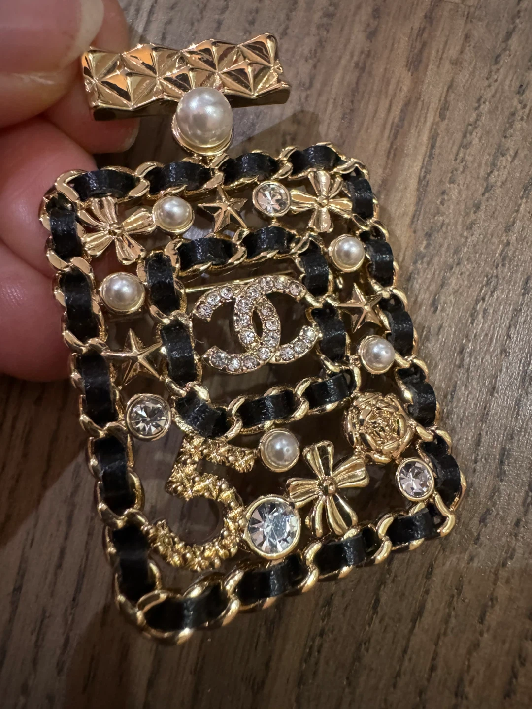 Chanel No. 5 Perfume Bottle Brooch - photo 3