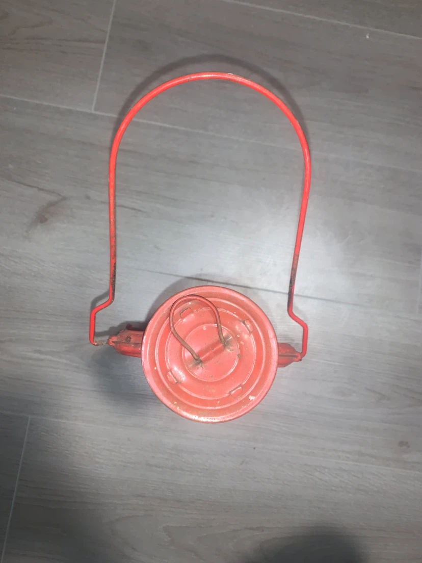 Vintage Red Hurricane Oil Lantern - photo 3