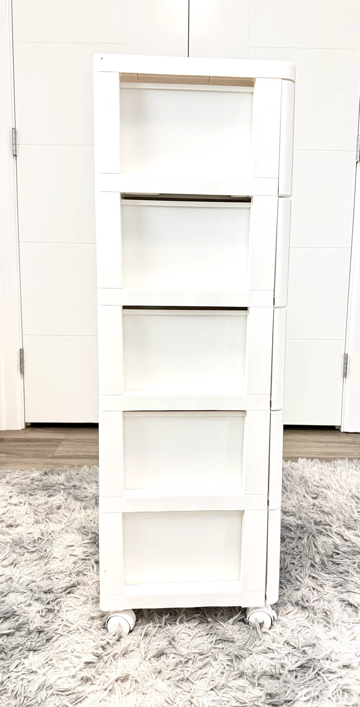 White 5-Drawer Plastic Storage Unit - photo 2