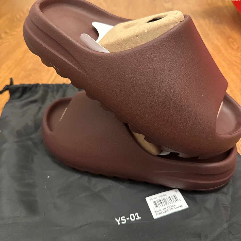 YS-01 Brown Slide Sandals