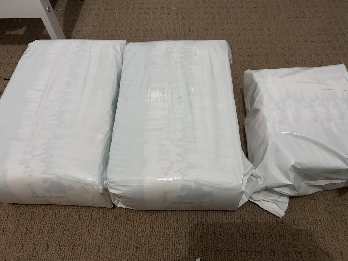 Pampers Baby-Dry Ultra Size 4 Diapers - photo 3