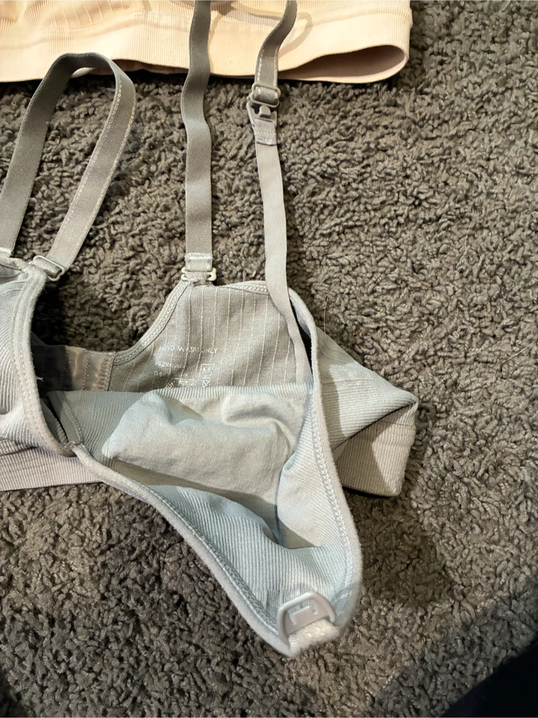 Two Maternity Nursing Bras, Size M - photo 3