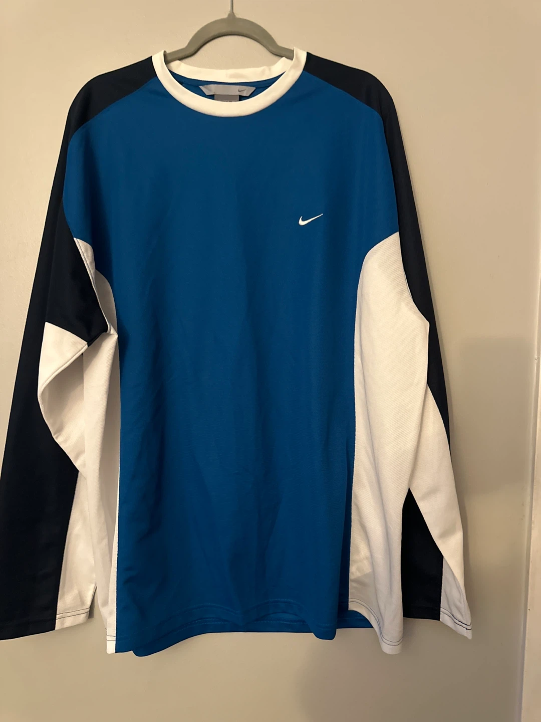 Nike Long Sleeve Athletic Shirt