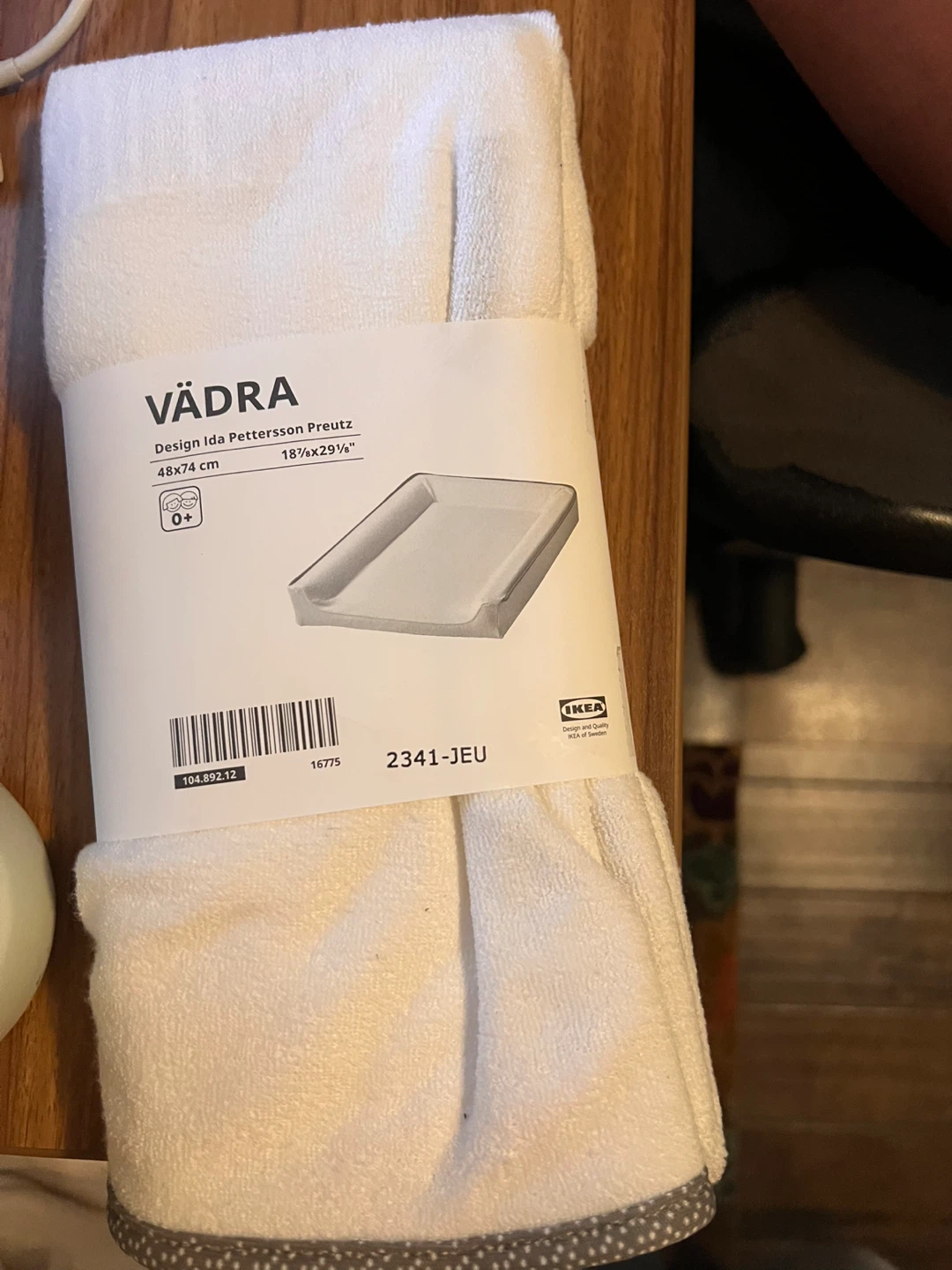IKEA Changing Table with brand new VÄDRA Mat and - photo 5