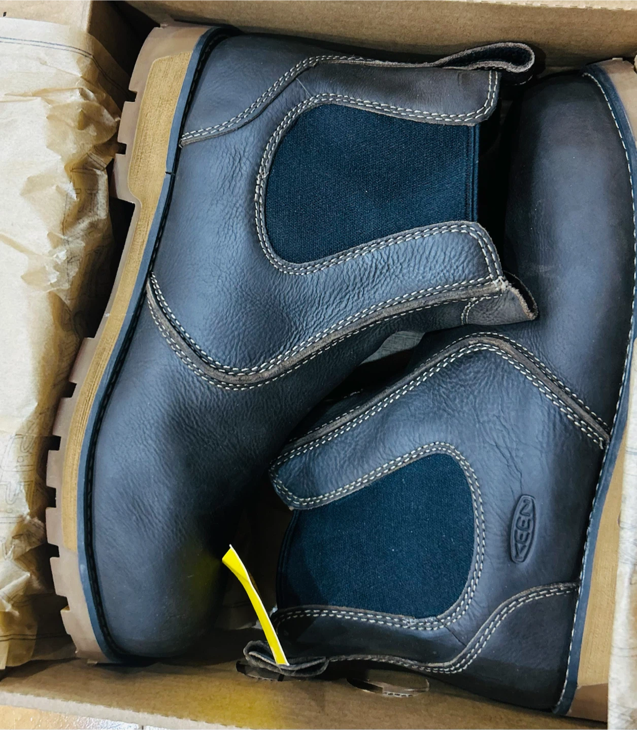 KEEN Seattle Romeo Safety Boots, Size 9.5 EE - photo 2
