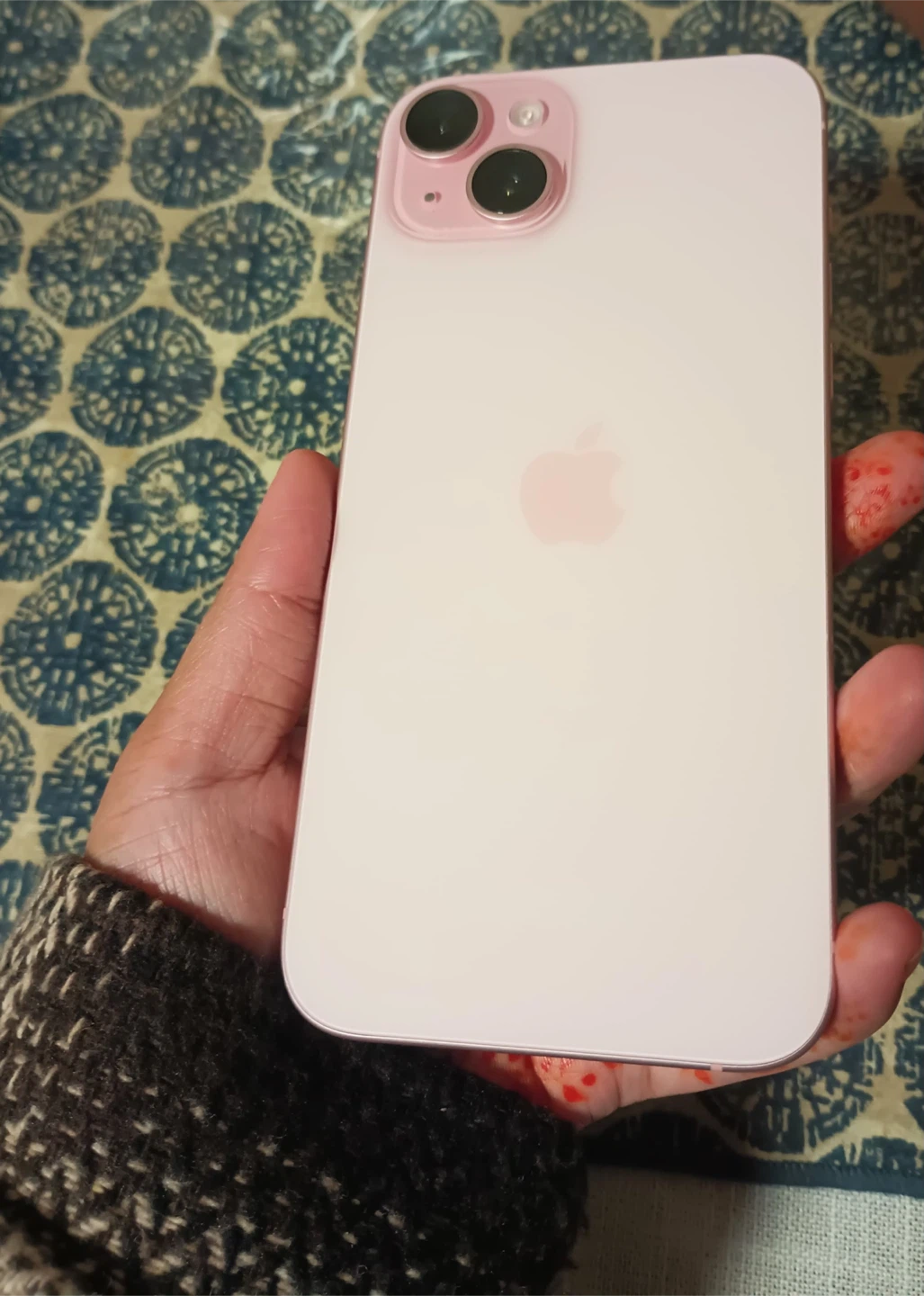 Pink Apple iPhone 15 plus unlocked