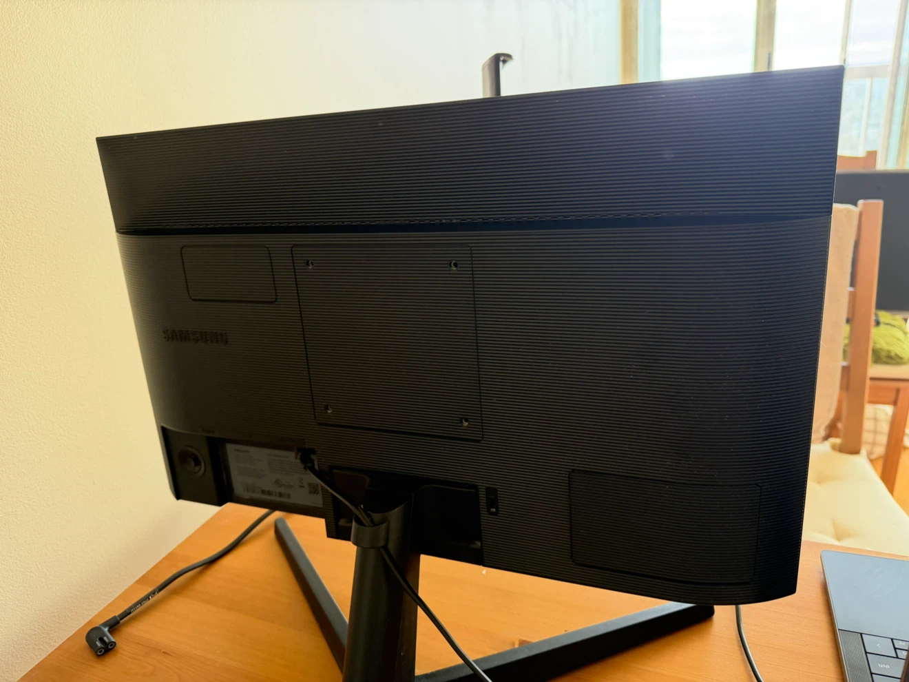 Samsung LED Monitor - photo 2