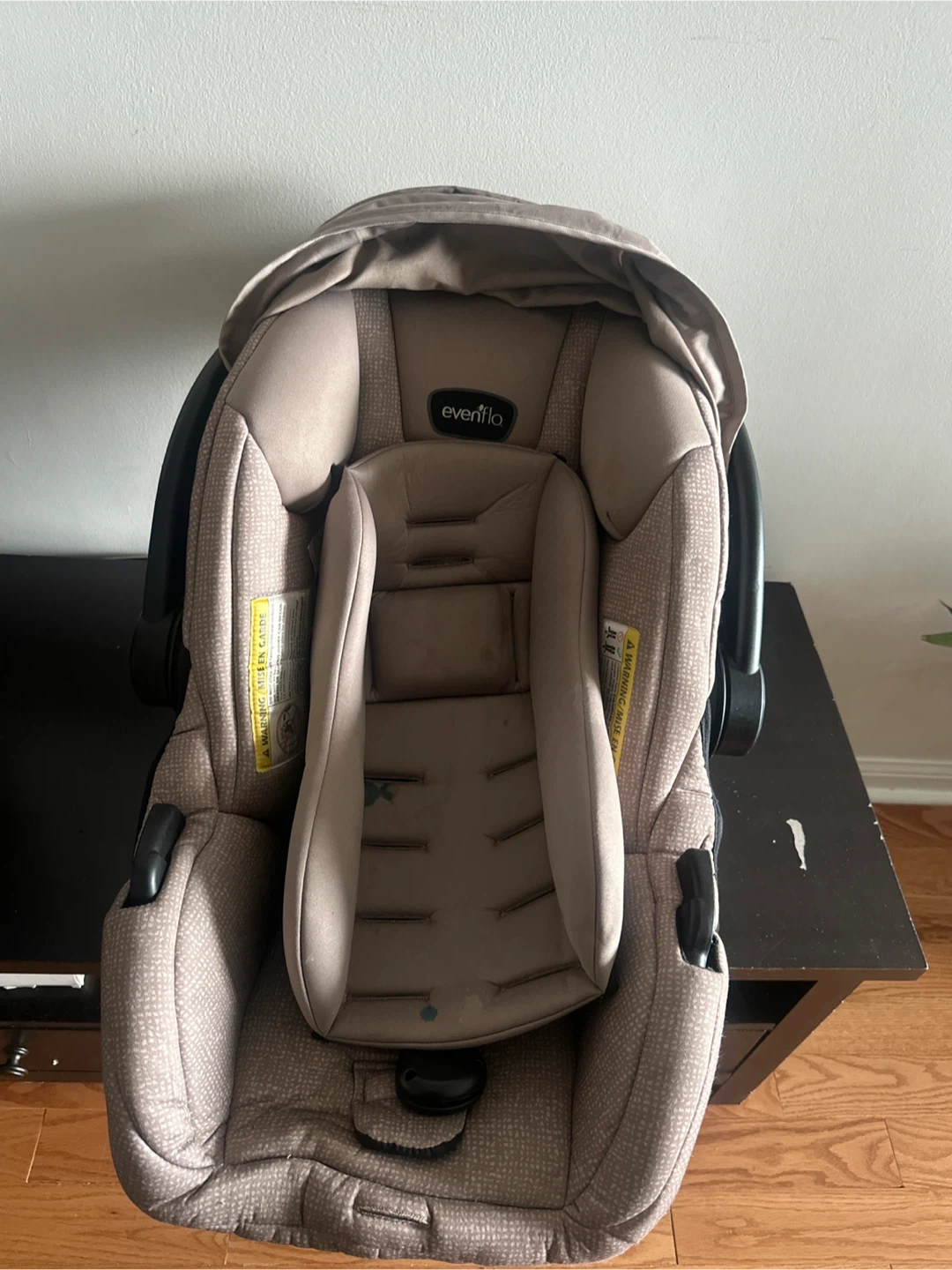 Evenflo Infant Car Seat - photo 2